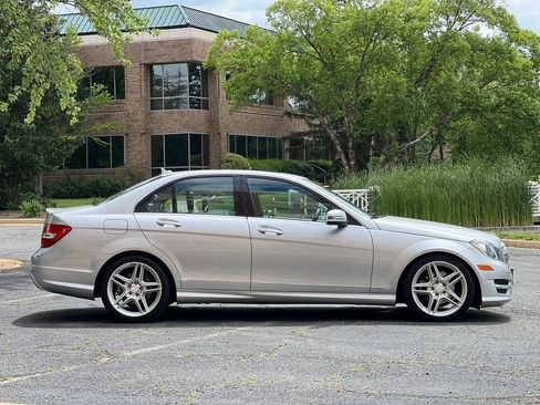 Used 2013 Mercedes-Benz C 250 Sedan w/ Multimedia Pkg image 6