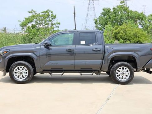 New 2026 Toyota Tacoma SR5 AWD/4WD image 5