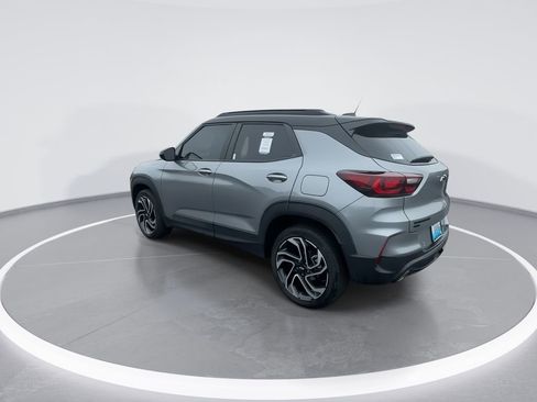 Used 2025 Chevrolet TrailBlazer RS w/ Driver Confidence Package image 6