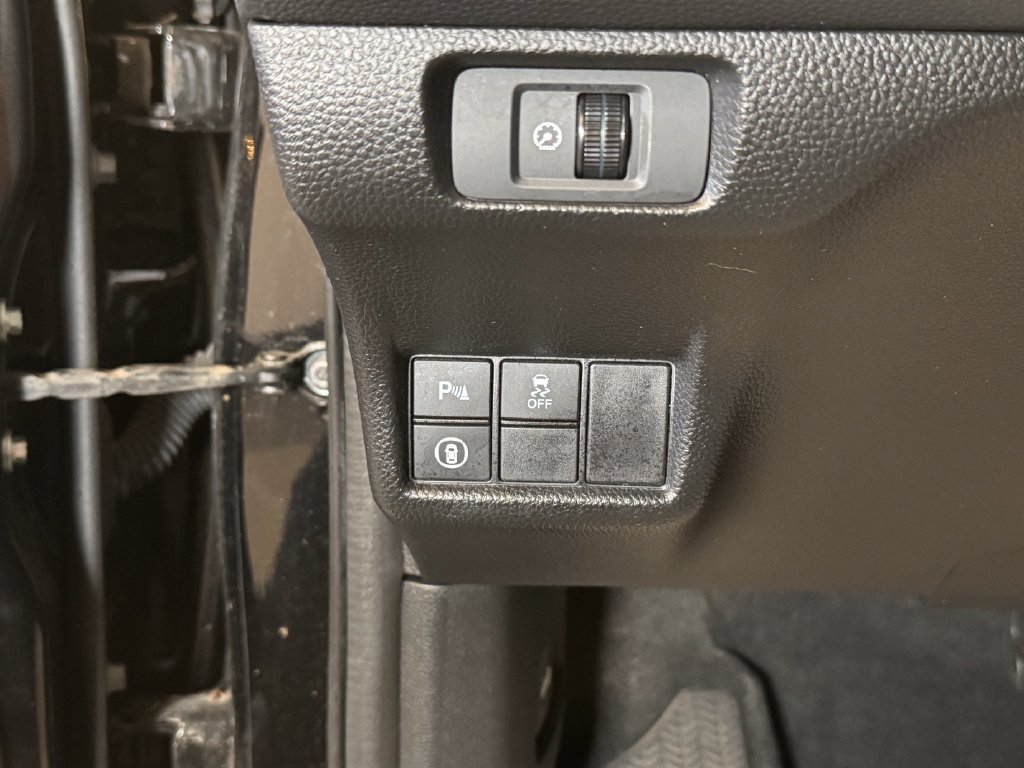 Used 2022 Honda Civic Touring image 18