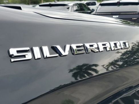 Certified 2023 Chevrolet Silverado 1500 Custom RWD image 8