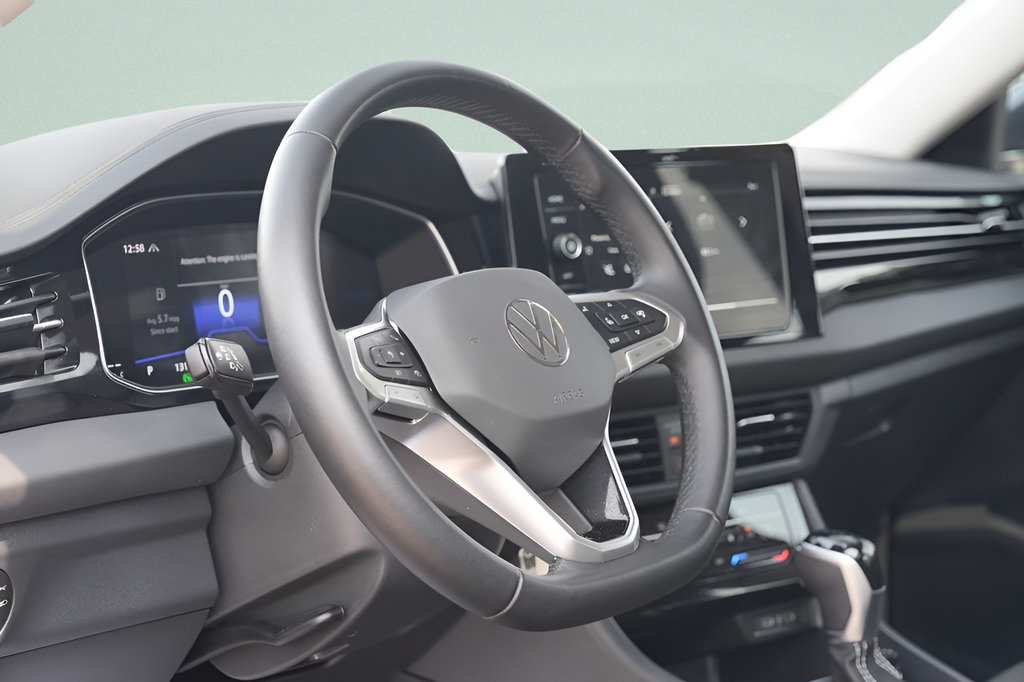 Used 2025 Volkswagen Jetta S FWD image 22