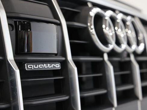 Used 2021 Audi Q7 3.0T Prestige w/ Prestige Package image 29