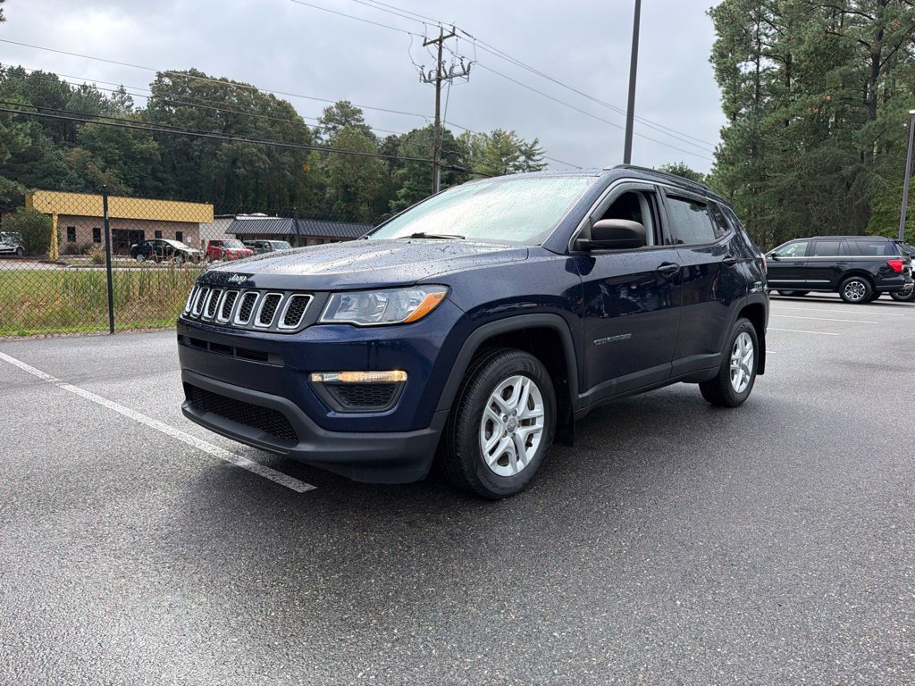 Used 2020 Jeep Compass Sport w/ Tech Group FWD image 2