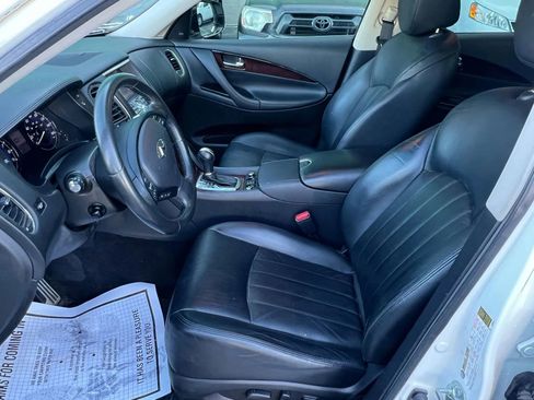 Used 2017 INFINITI QX50 2WD w/ Technology Package image 7