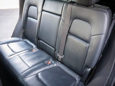 Used 2020 Tesla Model Y Long Range image 19