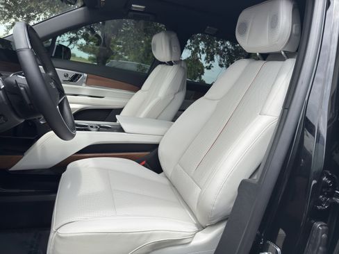 Used 2026 Cadillac Vistiq Sport w/ LPO, Floor Liner Package AWD/4WD image 19