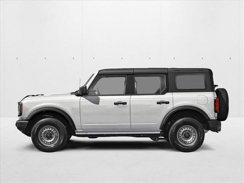 New 2026 Ford Bronco 4-Door AWD/4WD image 3