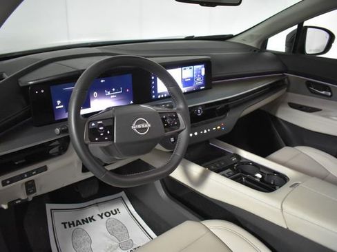 Certified 2025 Nissan Murano SL w/ Cargo Package AWD/4WD image 13