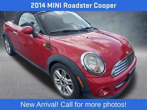 Used 2014 MINI Cooper Roadster FWD image 2