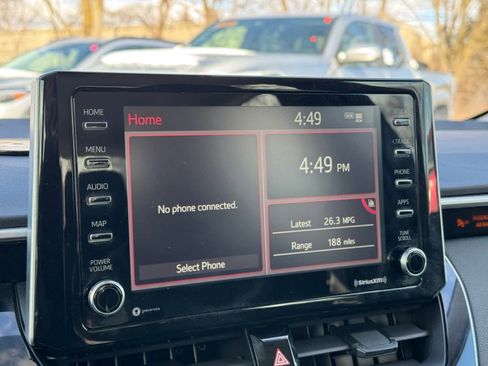 Used 2021 Toyota Corolla LE image 19