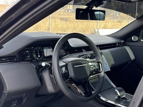 Used 2024 Land Rover Range Rover Evoque Dynamic SE image 19