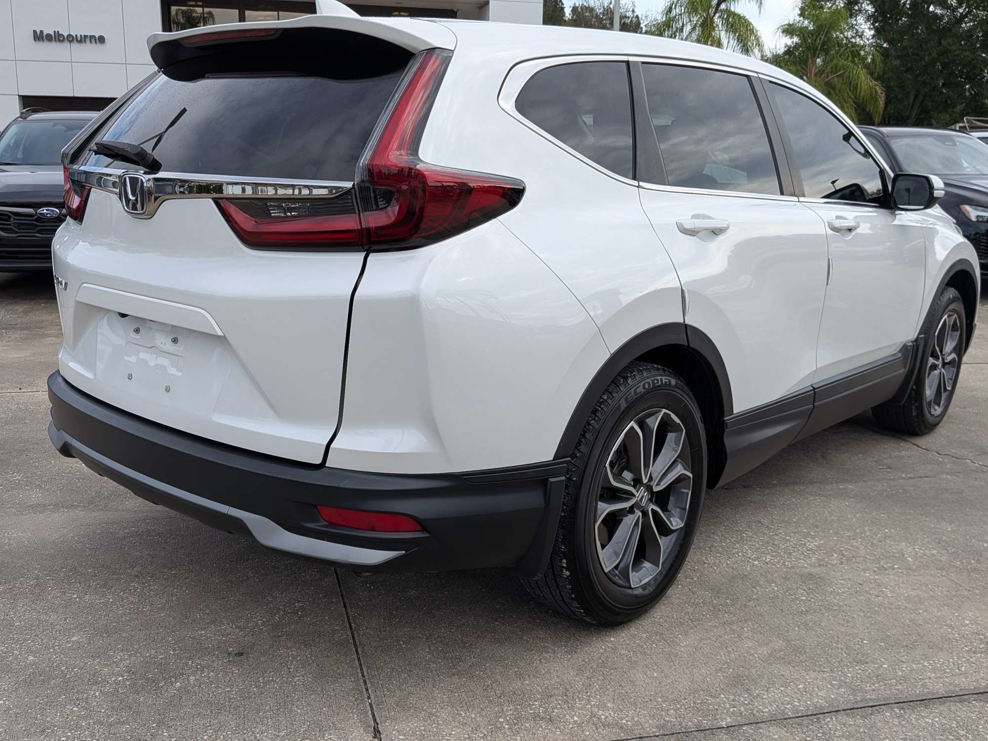 Used 2021 Honda CR-V EX image 3