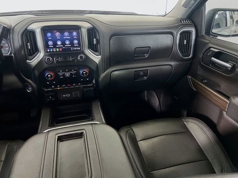 Used 2020 Chevrolet Silverado 1500 LT Trail Boss image 30