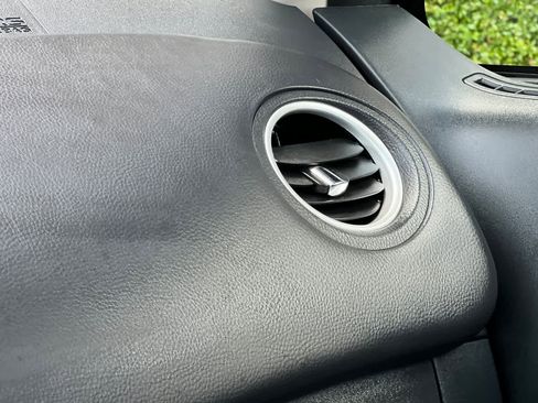 Used 2006 Mitsubishi Eclipse GS FWD image 14