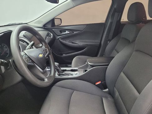 Used 2022 Chevrolet Malibu LT FWD image 17