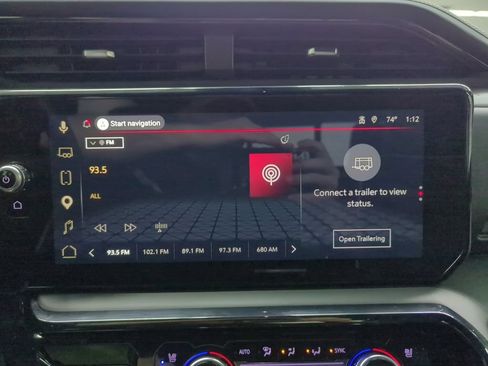 Used 2025 GMC Sierra 2500 AT4X AWD/4WD image 25