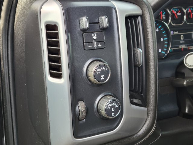 Used 2018 GMC Sierra 1500 SLE w/ Suspension Package, Off-Road AWD/4WD image 10
