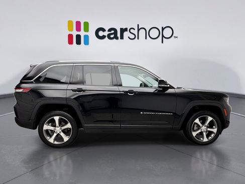 Used 2023 Jeep Grand Cherokee Limited w/ Luxury Tech Group II image 6