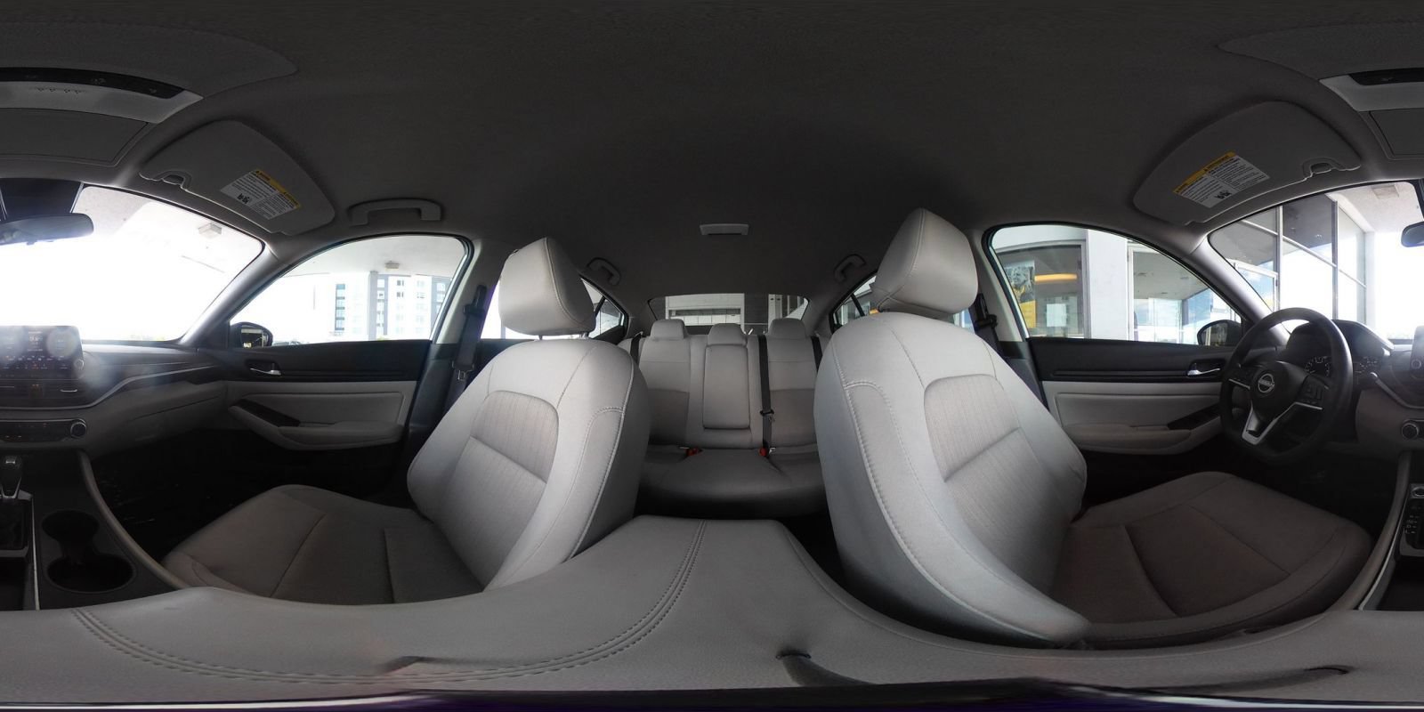 Used 2025 Nissan Altima 2.5 SV FWD image 42
