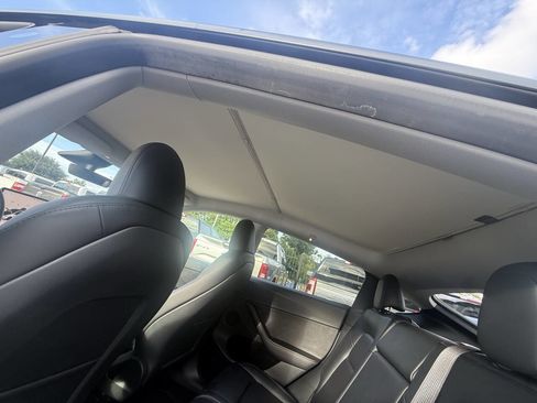 Used 2023 Tesla Model Y Long Range AWD/4WD image 37