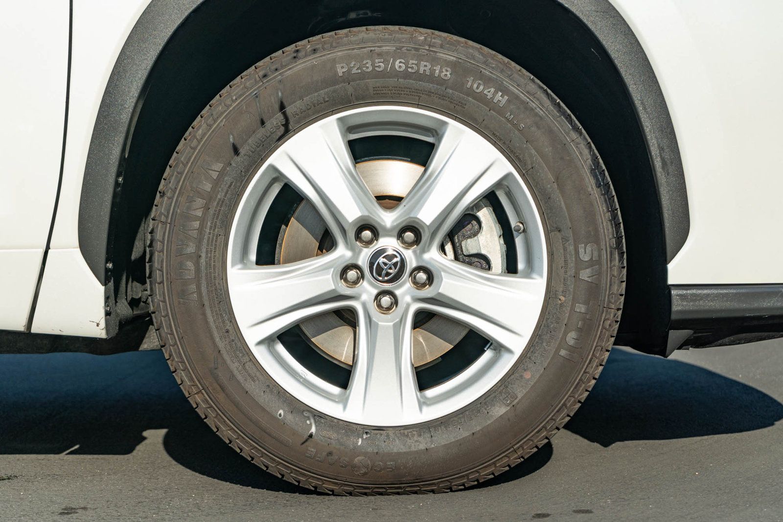 Certified 2021 Toyota Highlander L FWD image 12
