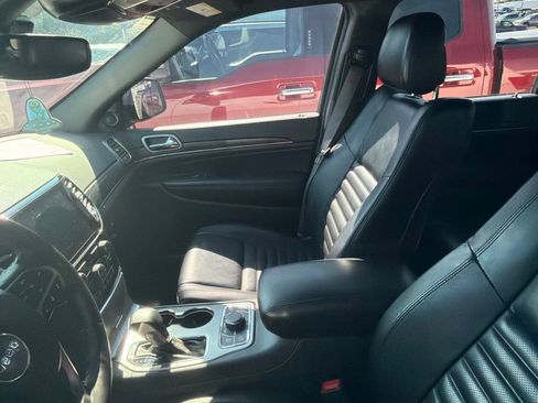 Used 2019 Jeep Grand Cherokee Limited X AWD/4WD image 8