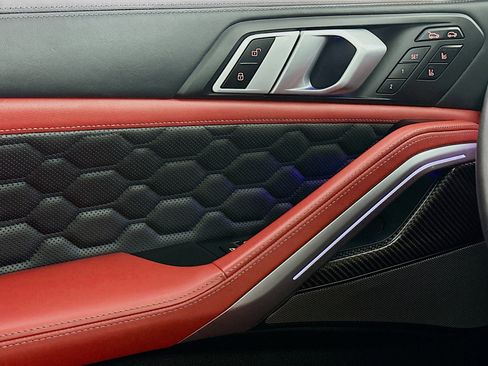 Used 2022 BMW X6 M Competition xDrive w/ Competition Package image 15