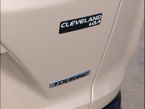 Used 2019 Honda CR-V Touring image 18