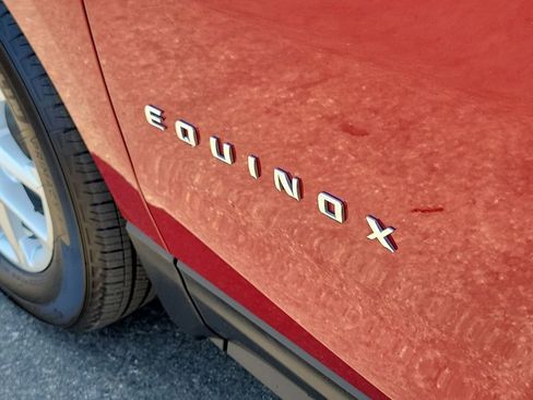 Used 2023 Chevrolet Equinox LT FWD image 30