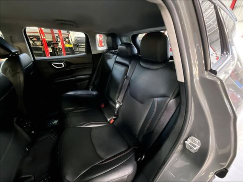 Used 2022 Jeep Compass Trailhawk image 15