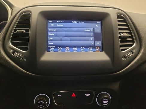 Used 2021 Jeep Compass Latitude AWD/4WD image 25