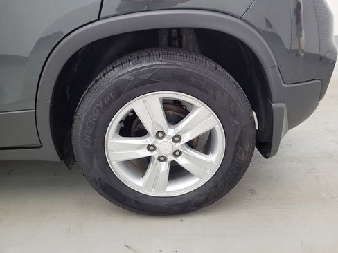 Used 2020 Chevrolet Trax LT w/ Driver Confidence Package FWD image 31