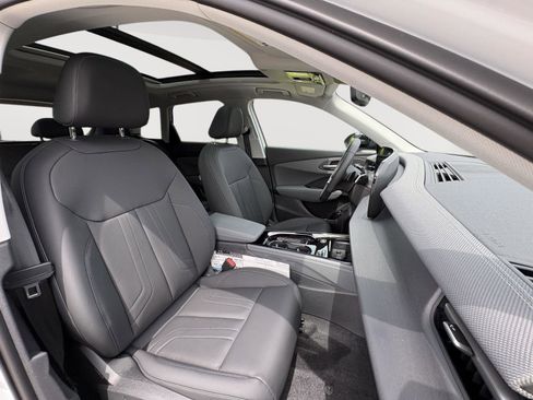 New 2026 Audi Q3 quattro 2.0T AWD/4WD image 25