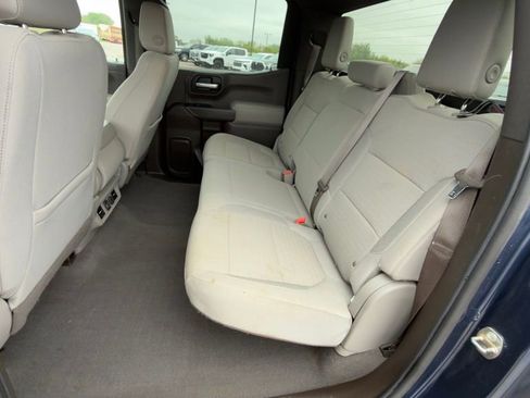 Used 2019 Chevrolet Silverado 1500 LT w/ Convenience Package AWD/4WD image 12
