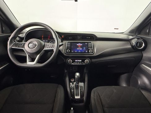Used 2020 Nissan Kicks SV FWD image 14