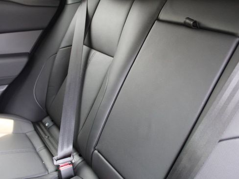 Used 2026 Land Rover Range Rover Velar S image 19