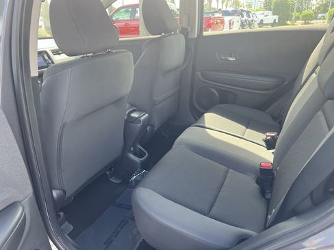 Used 2019 Honda HR-V LX image 28