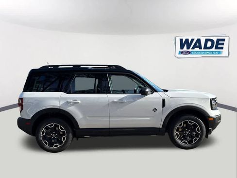 New 2025 Ford Bronco Sport Outer Banks AWD/4WD image 4