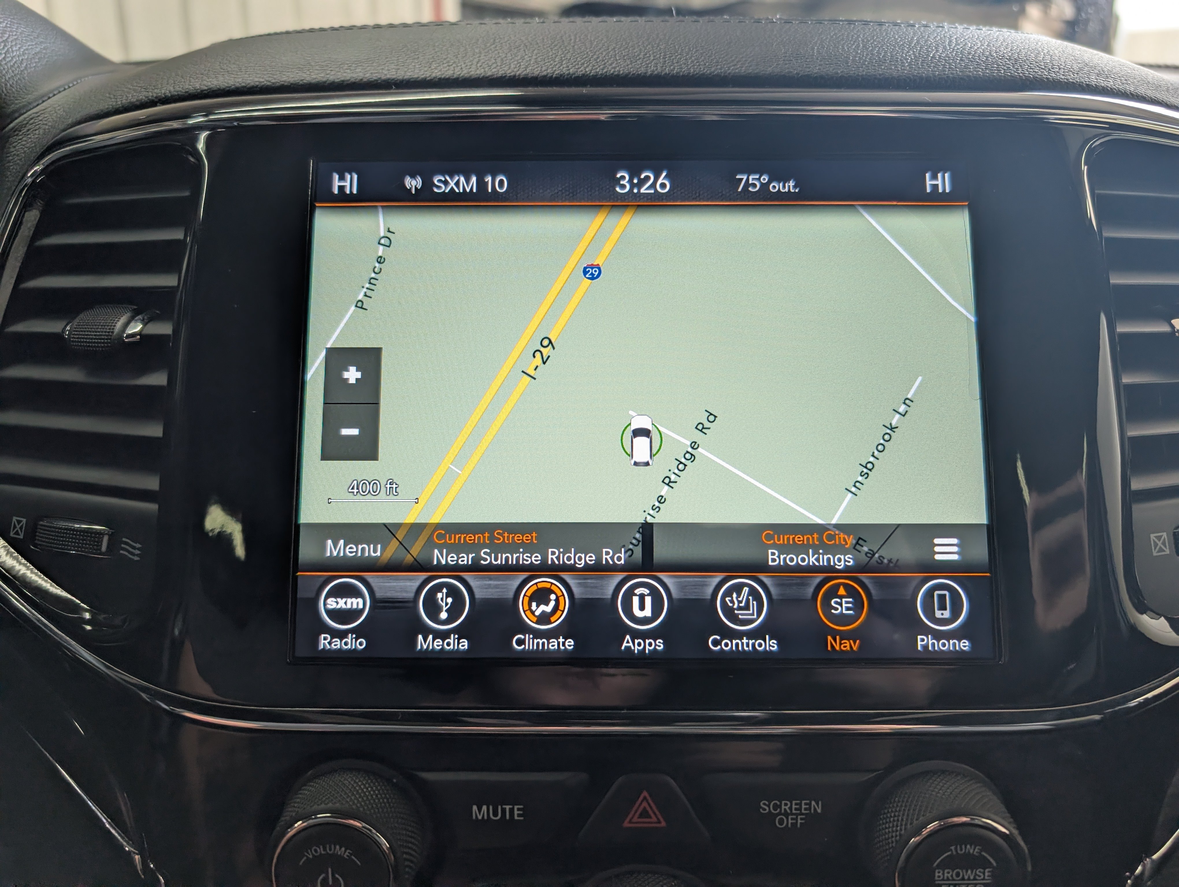 Used 2019 Jeep Grand Cherokee Overland AWD/4WD image 23