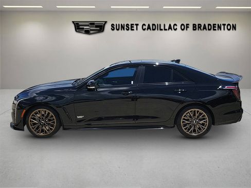 Certified 2024 Cadillac CT4 V Blackwing w/ Carbon Fiber 1 Package RWD image 7