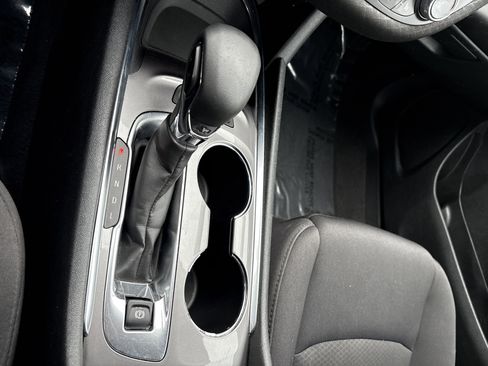 Used 2022 Chevrolet Malibu LT image 30