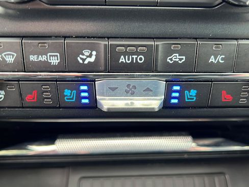 Used 2024 Ford F150 Raptor AWD/4WD image 35