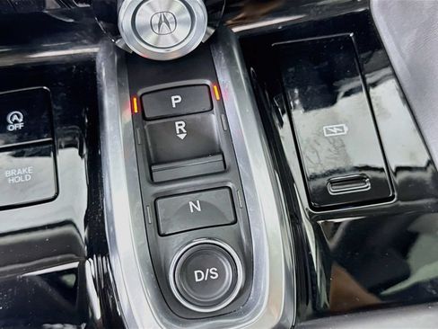 Used 2023 Acura MDX SH-AWD w/ Technology Package image 21