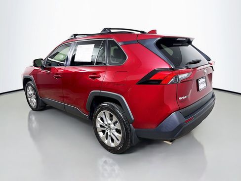 Certified 2022 Toyota RAV4 XLE Premium FWD image 5