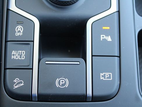 New 2026 Kia Sorento S w/ S Panoramic Sunroof Package image 35