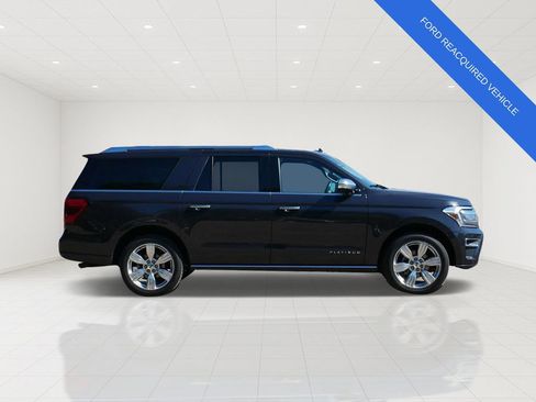 Used 2023 Ford Expedition Max Platinum AWD/4WD image 2