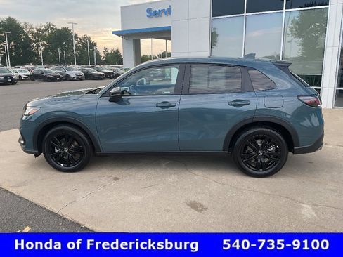 Certified 2027 Honda HR-V Sport image 3