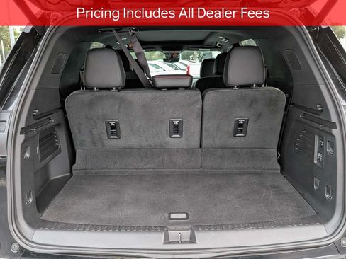 Used 2024 Chevrolet Traverse RS FWD image 13