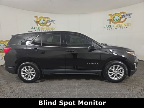 Used 2020 Chevrolet Equinox LT w/ LPO, Floor Liner Package image 9